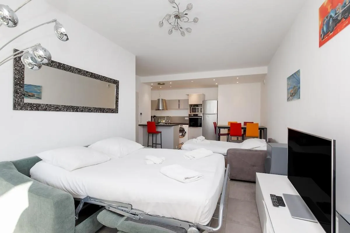 Cipriani-Perle Rare Vue Mer Proche Monaco, Piscine, Parking Beausoleil Daire